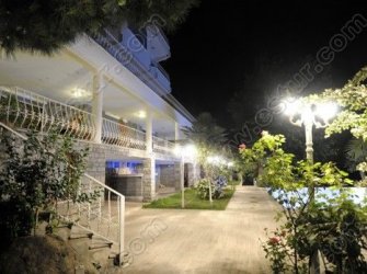 MARMARA ADASINDA SATILIK MALİKHANE-OTEL